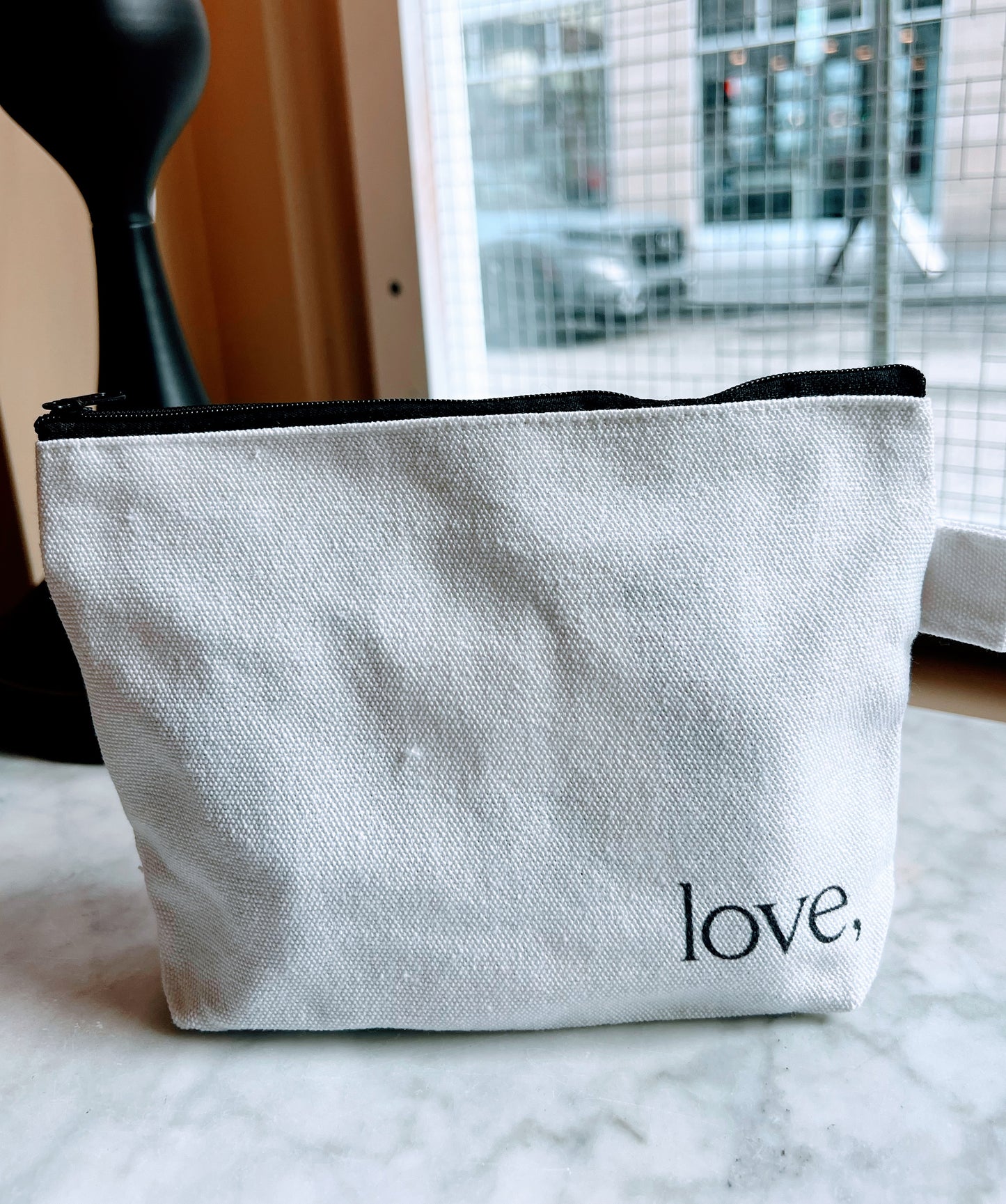 love, Zipper Pouch