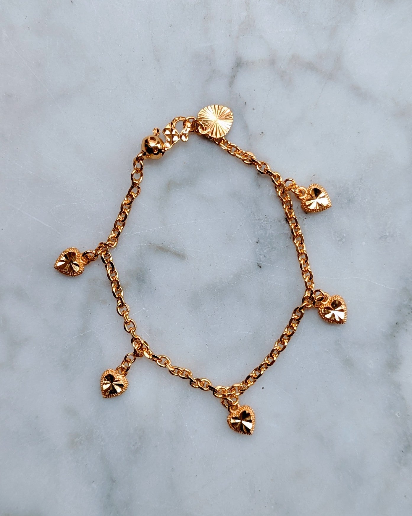 Shine Heart Charm Bracelet - Gold