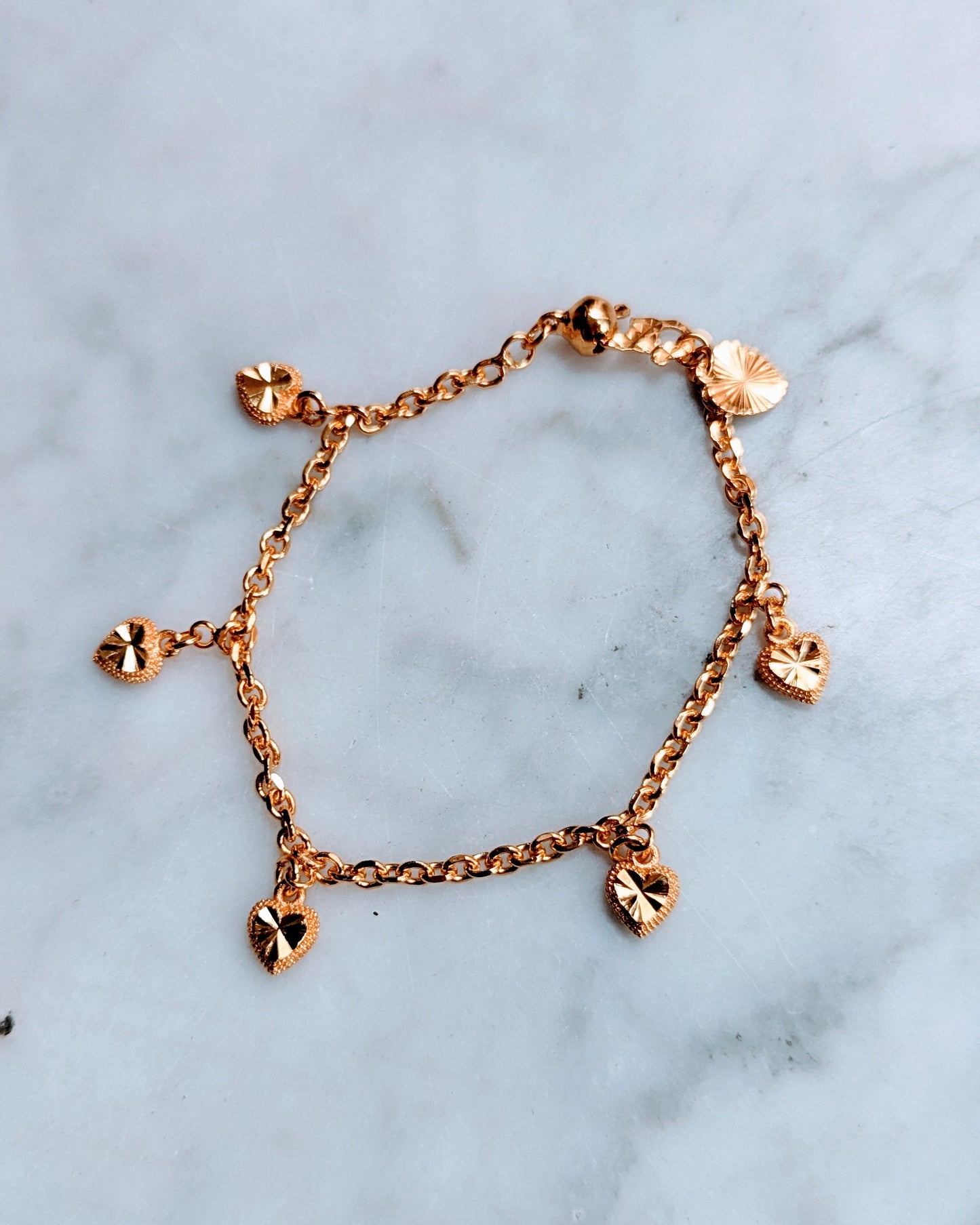 Shine Heart Charm Bracelet - Gold