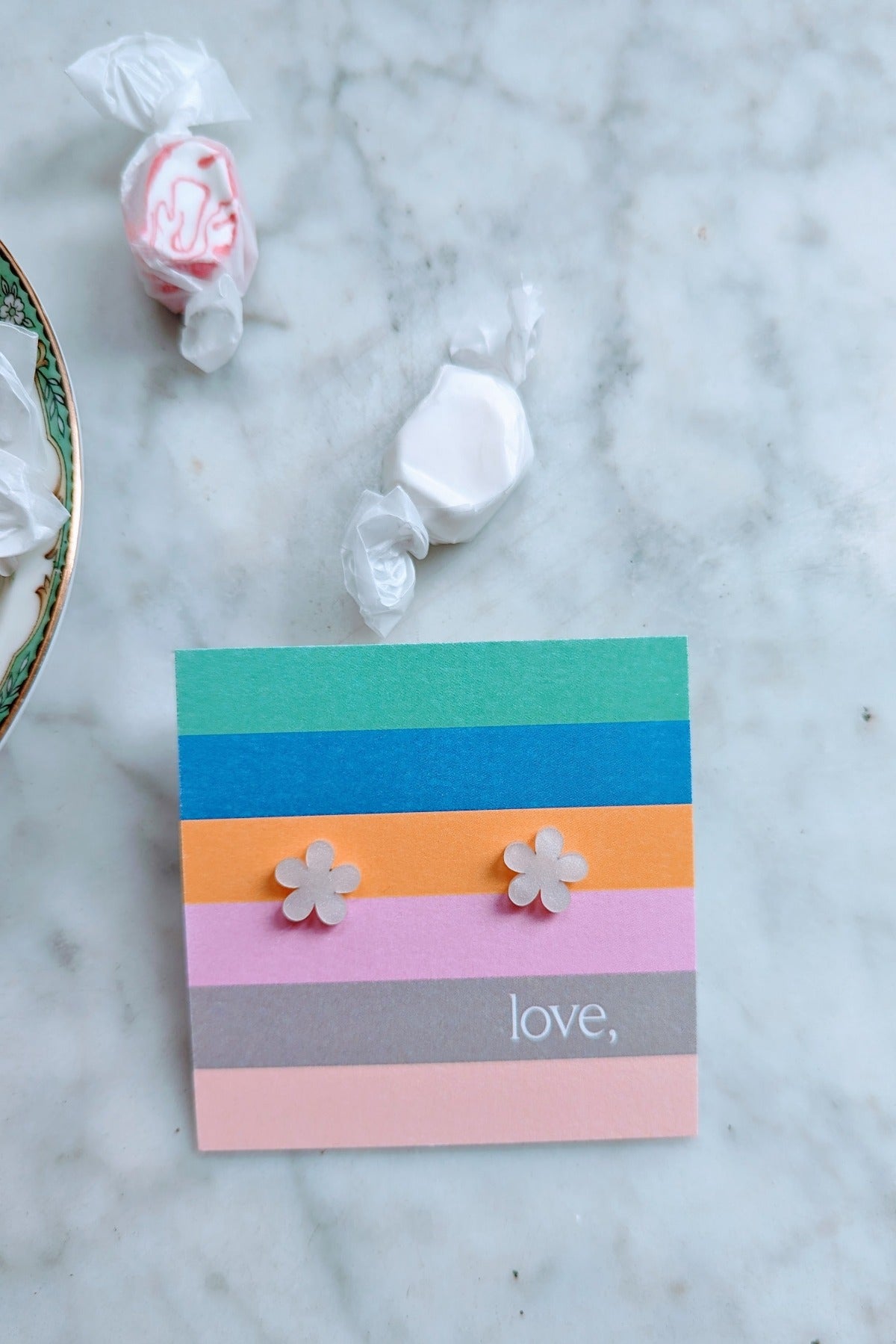 Flower Stud - Pearl