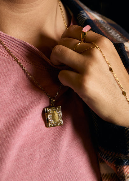 Hand Chain - Gold