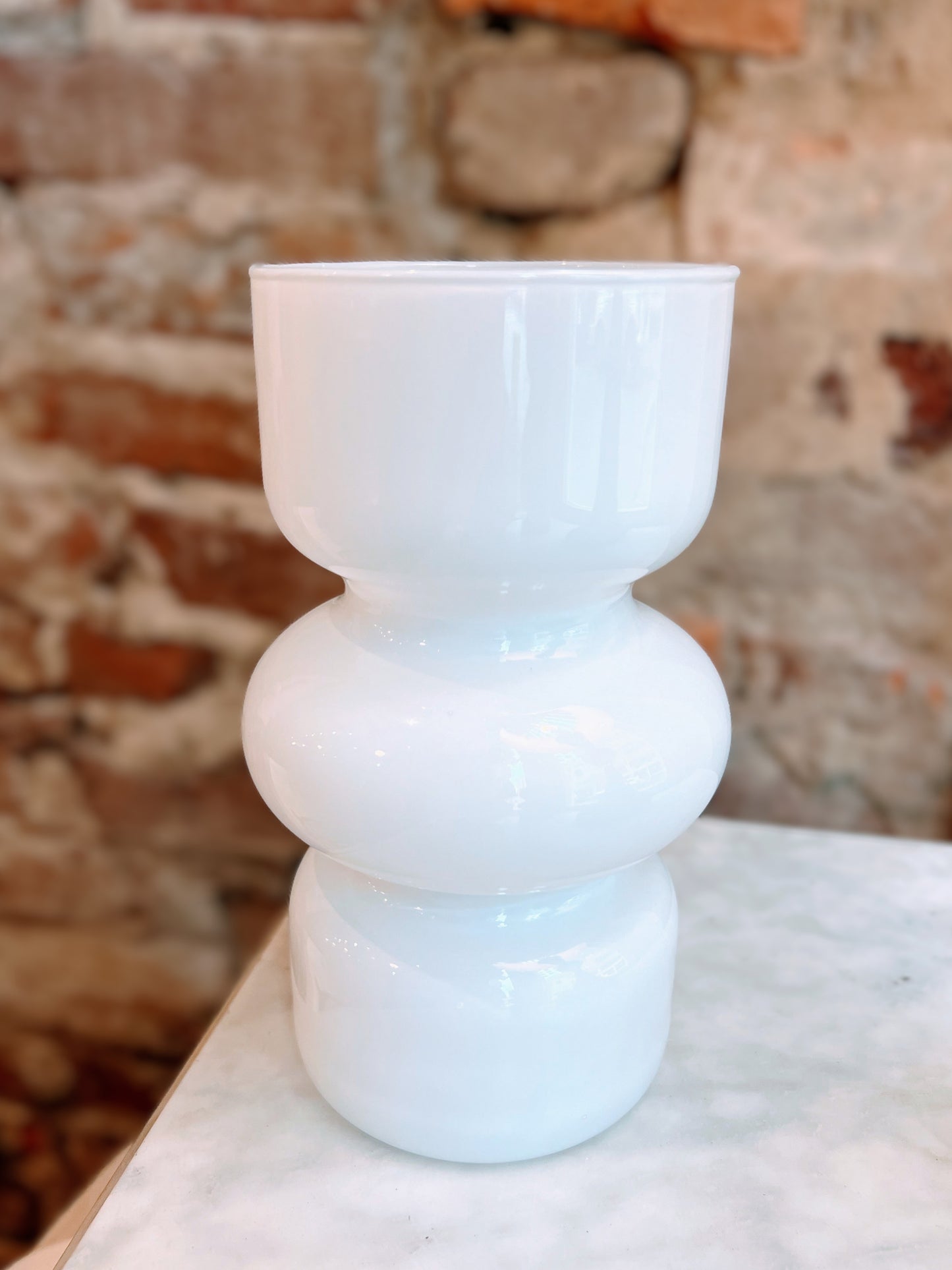 Balance Vase - White