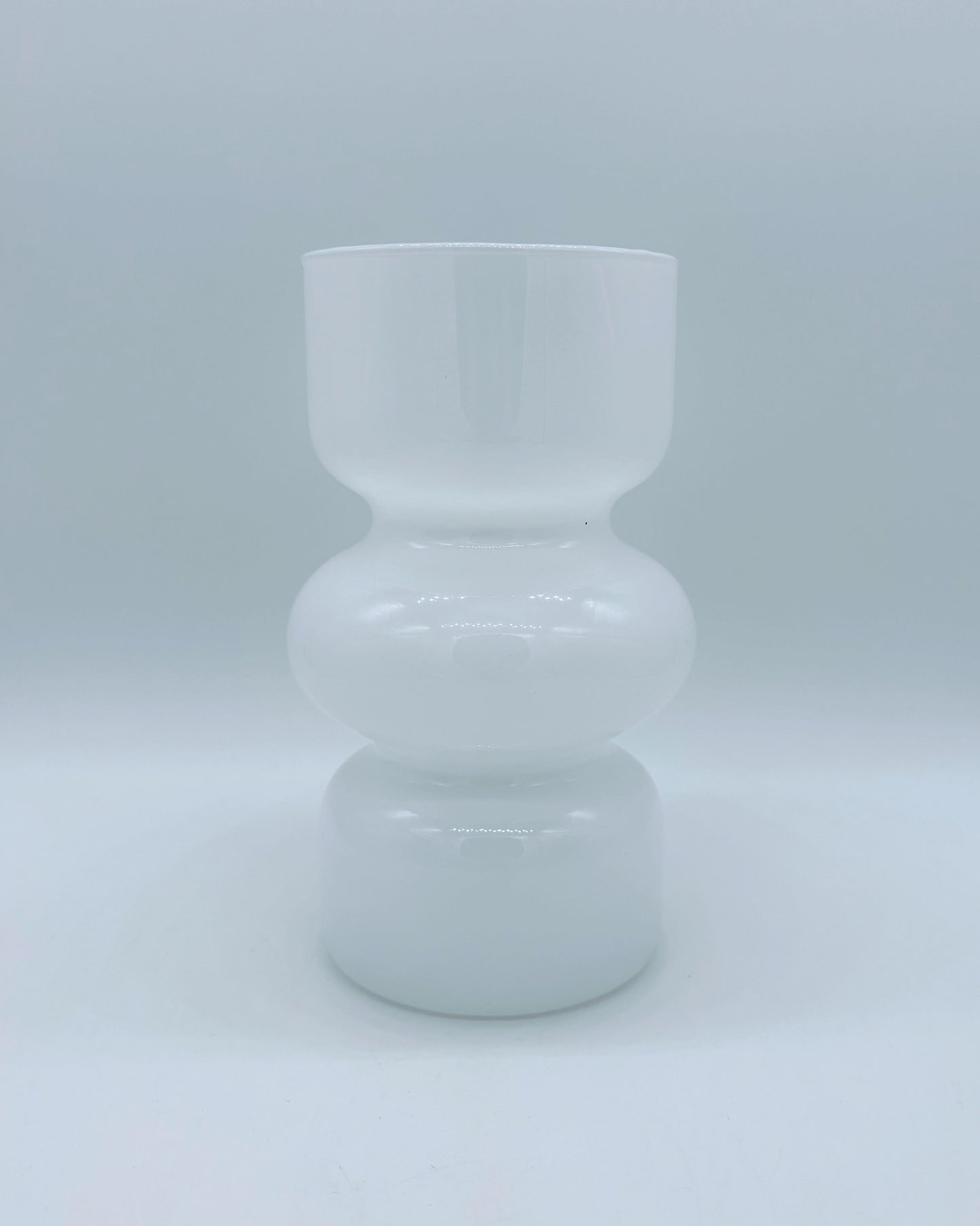 Balance Vase - White