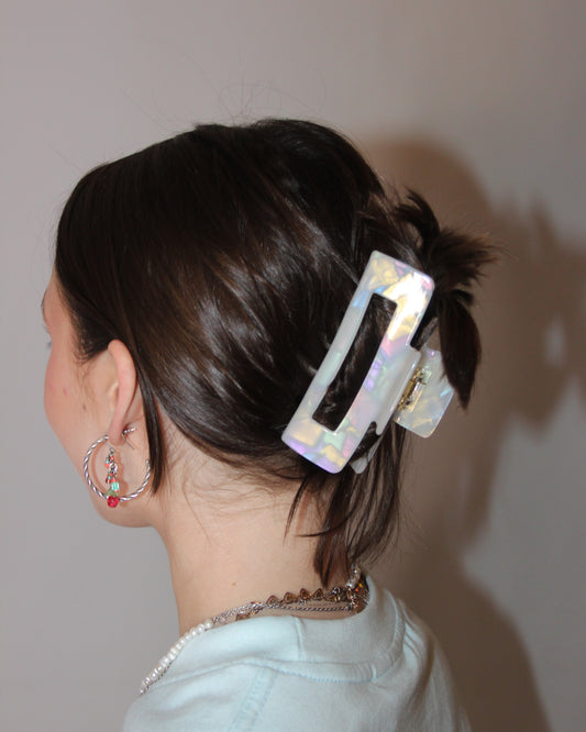 Iridescent Pearl Claw Clip