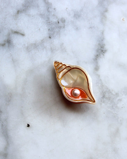 Conch Mini Claw Clip